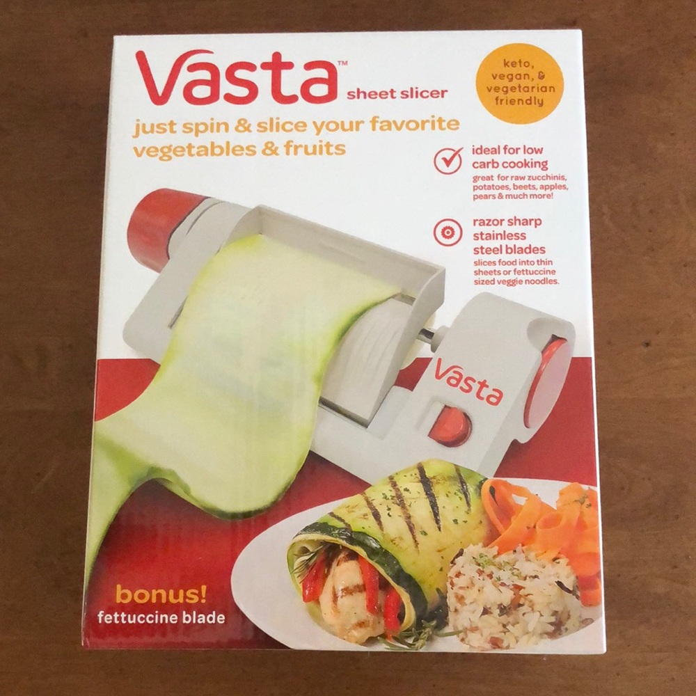 π΅3/$15 Vasta vegetable fruit sheet slicer with bonus fettuccine blade